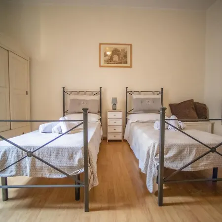Rione Monti Home-2